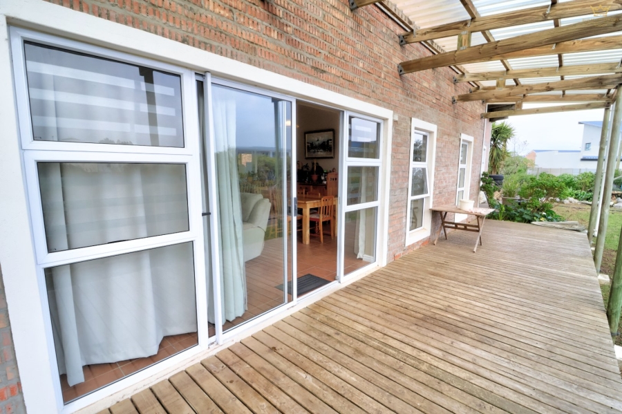 4 Bedroom Property for Sale in Bettys Bay Western Cape